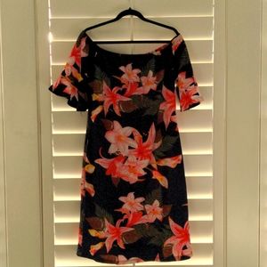 Off shoulder bell sleeve floral dress